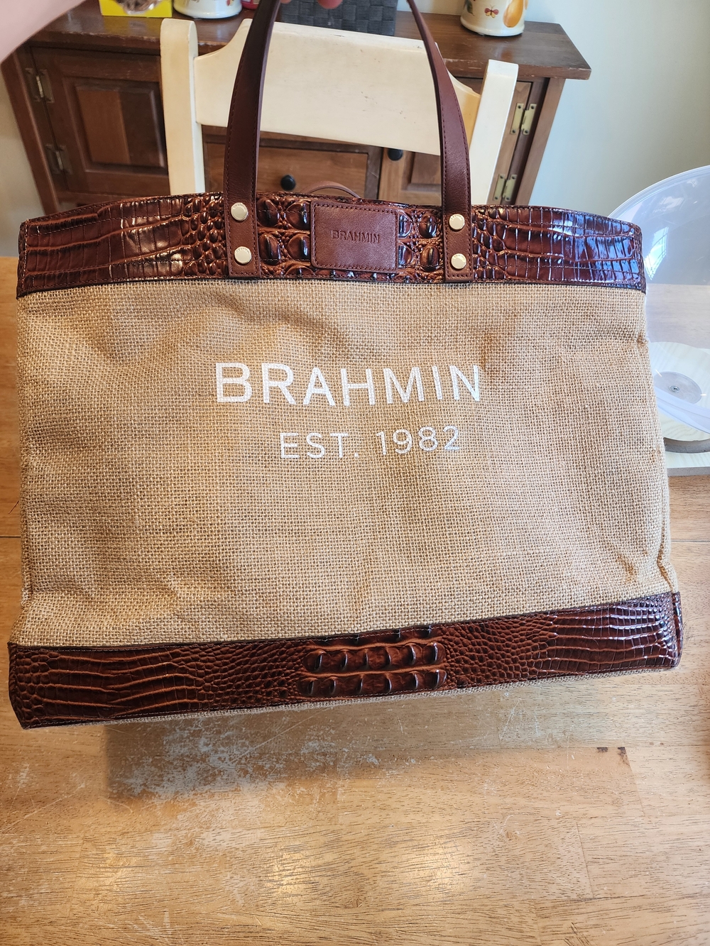 Brahmin Meredith tote bag featuring burlap construction  croc-embossed leather - Picture 2 of 16